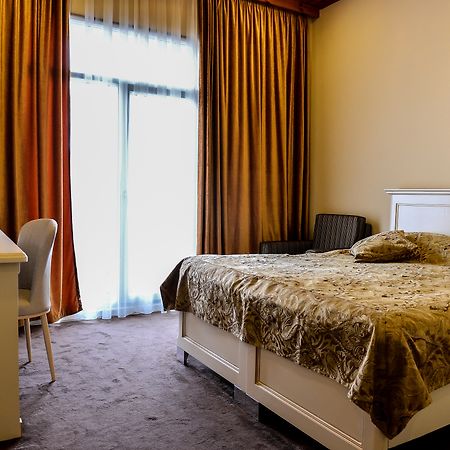 East Legend Hotel Baku Extérieur photo