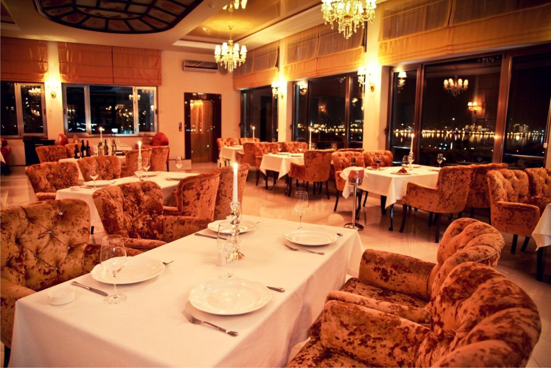 East Legend Hotel Baku Extérieur photo