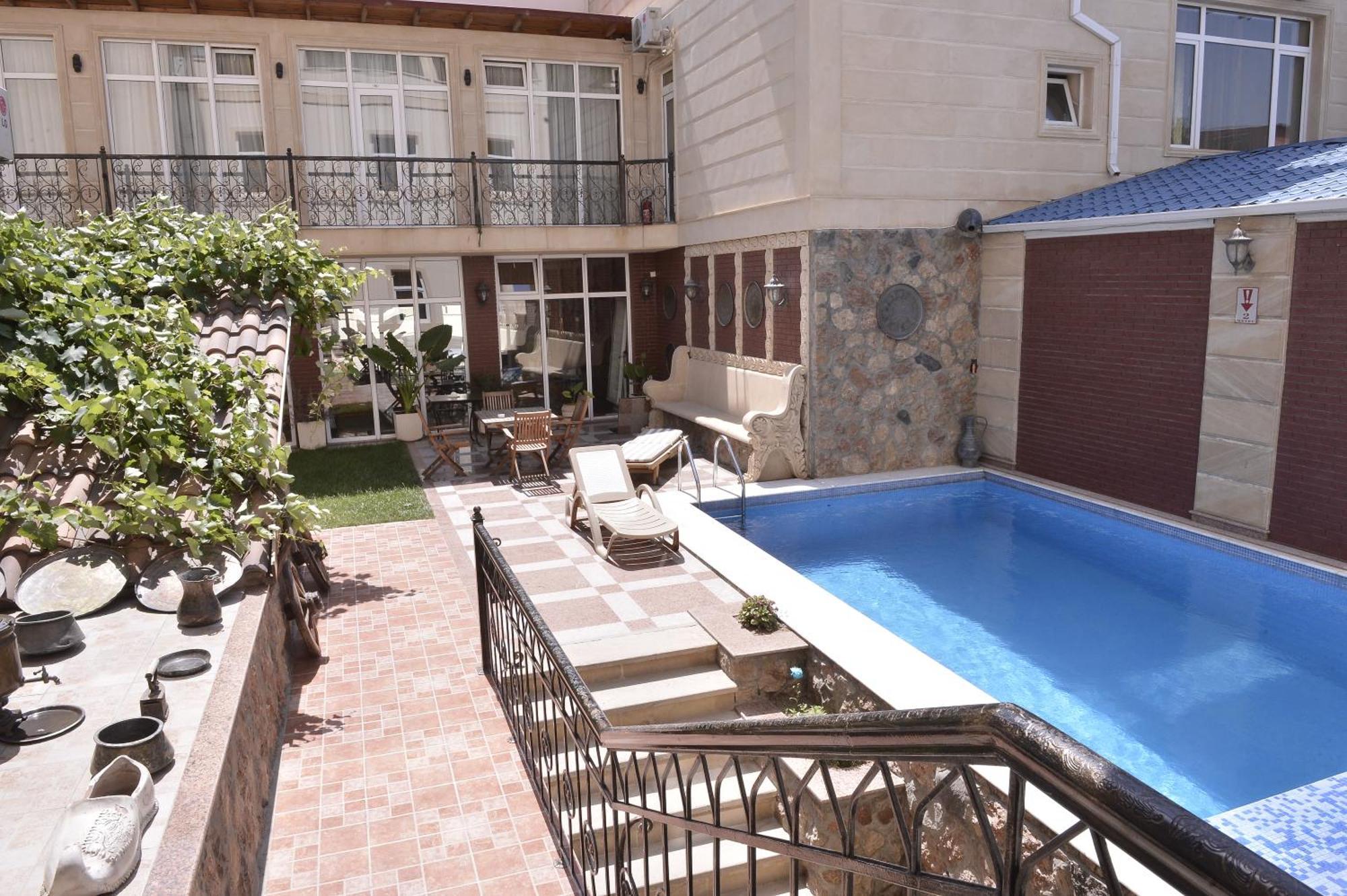 East Legend Hotel Baku Extérieur photo