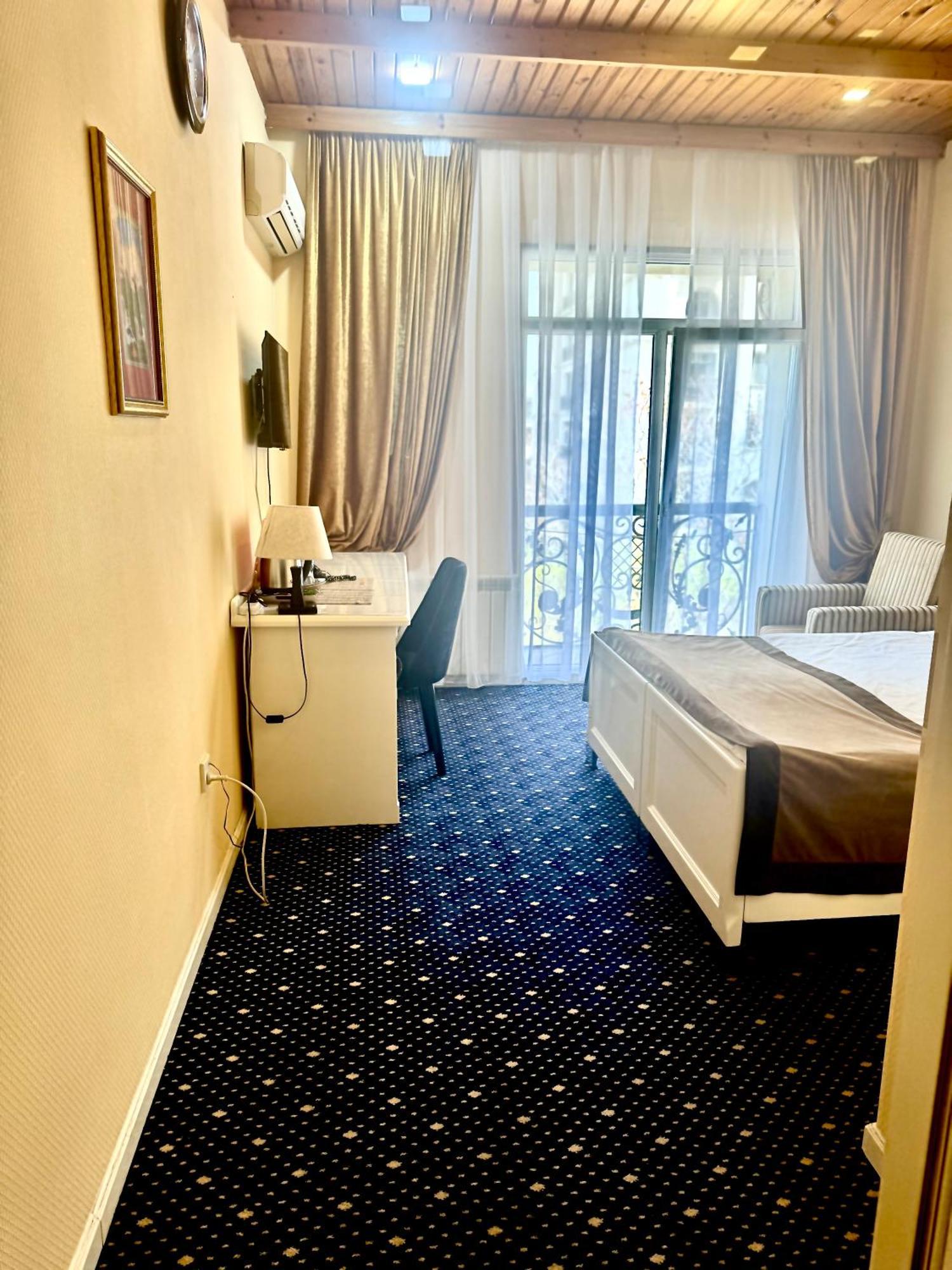 East Legend Hotel Baku Extérieur photo