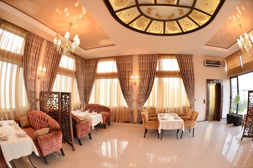 East Legend Hotel Baku Extérieur photo